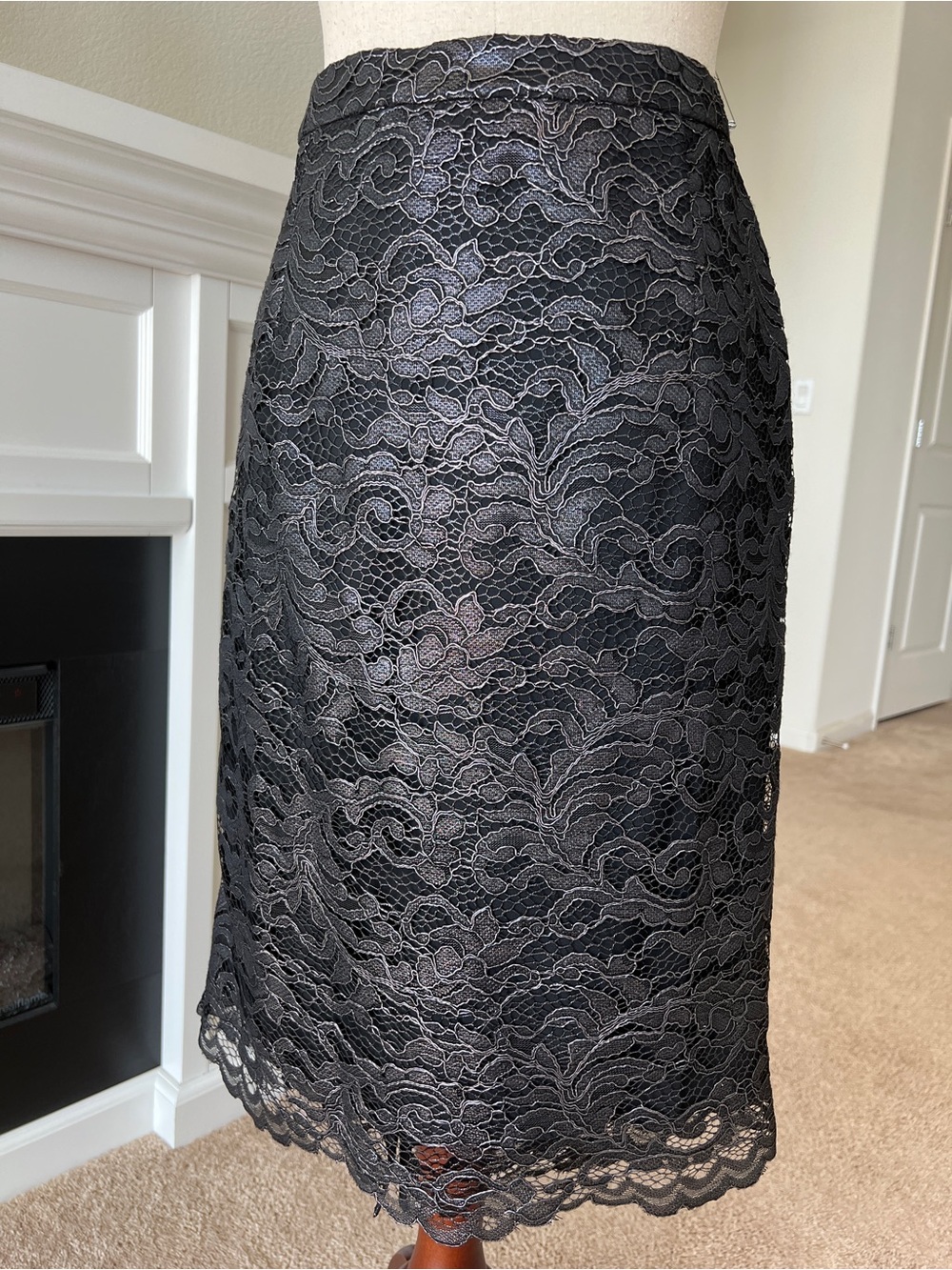 White House Black Market Black Lace Pencil Skirt